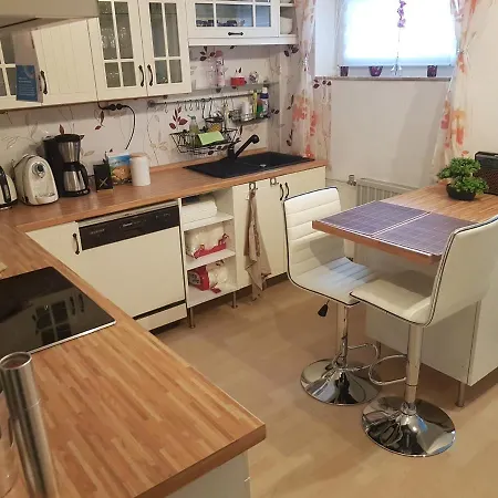 Homestay Grosses In Souterrain Heidelberg